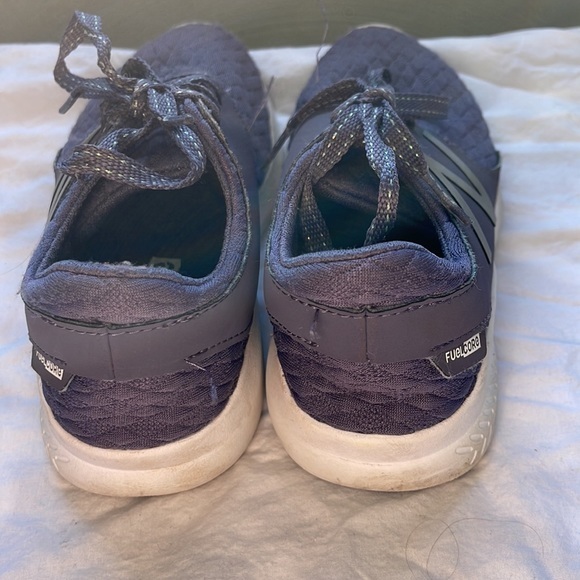 New Balance Kids' Coast V3 FuelCore Size 2 - Picture 4 of 10